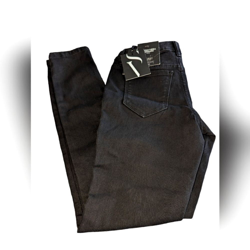 Simply Vera Wang women's black denim skinny jeans size 2 petite